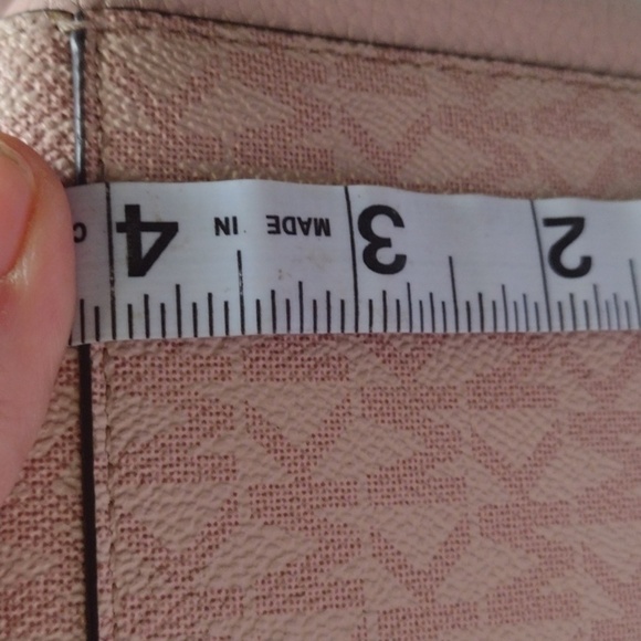 Michael KORS KIMBERLY SM BONDED TOTE TULIP - Picture 15 of 16